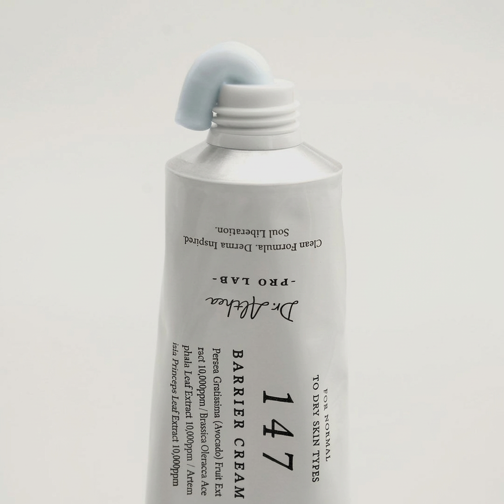 Creme facial Barrier 147 com ceramidas e ácido hialurônico para pele seca e sensível.