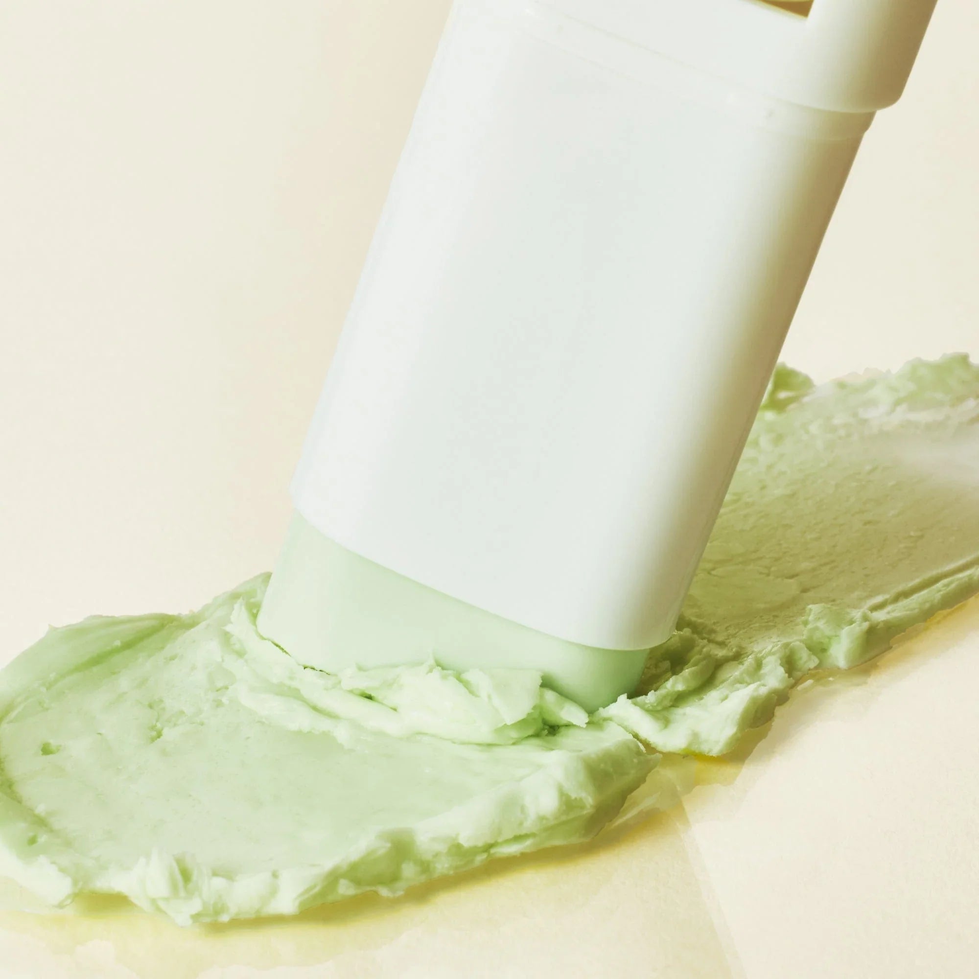 Beauty of Joseon Mugwort Camelia protetor solar facial em bastão matte