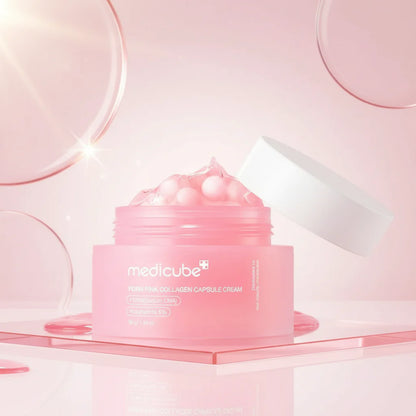 Creme facial coreano Medicube PDRN com cápsulas rosadas e gel hidratante de rápida absorção.