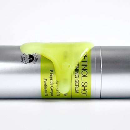 Celimax Vita A Retinol Shot auxilia na elasticidade, uniformidade e aparência dos poros.