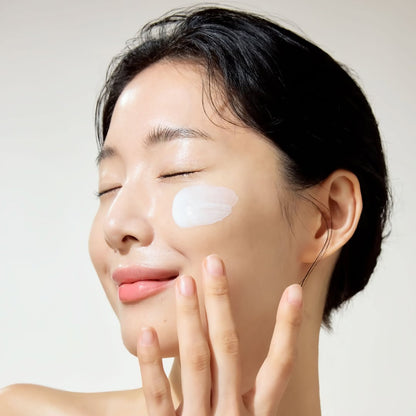 Creme coreano Celimax para hiperpigmentação, manchas e aparência saudável da pele.